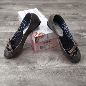 New Kensie 9M distressed leather ballet flats